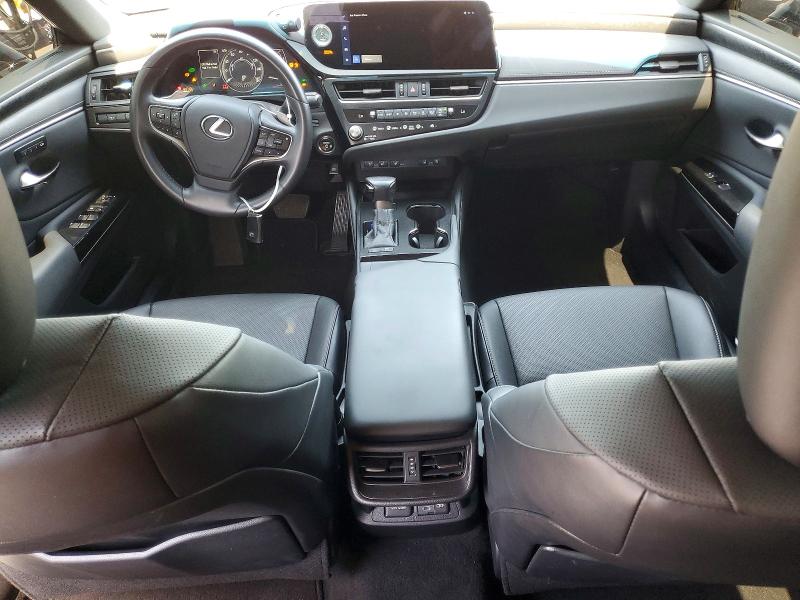 2025 Lexus ES VIN 58ADA1C14SU058914 COPART salvage auction — REAR END, Salvage Title, sold $22,300 on 2026-08-26 (photo 8)