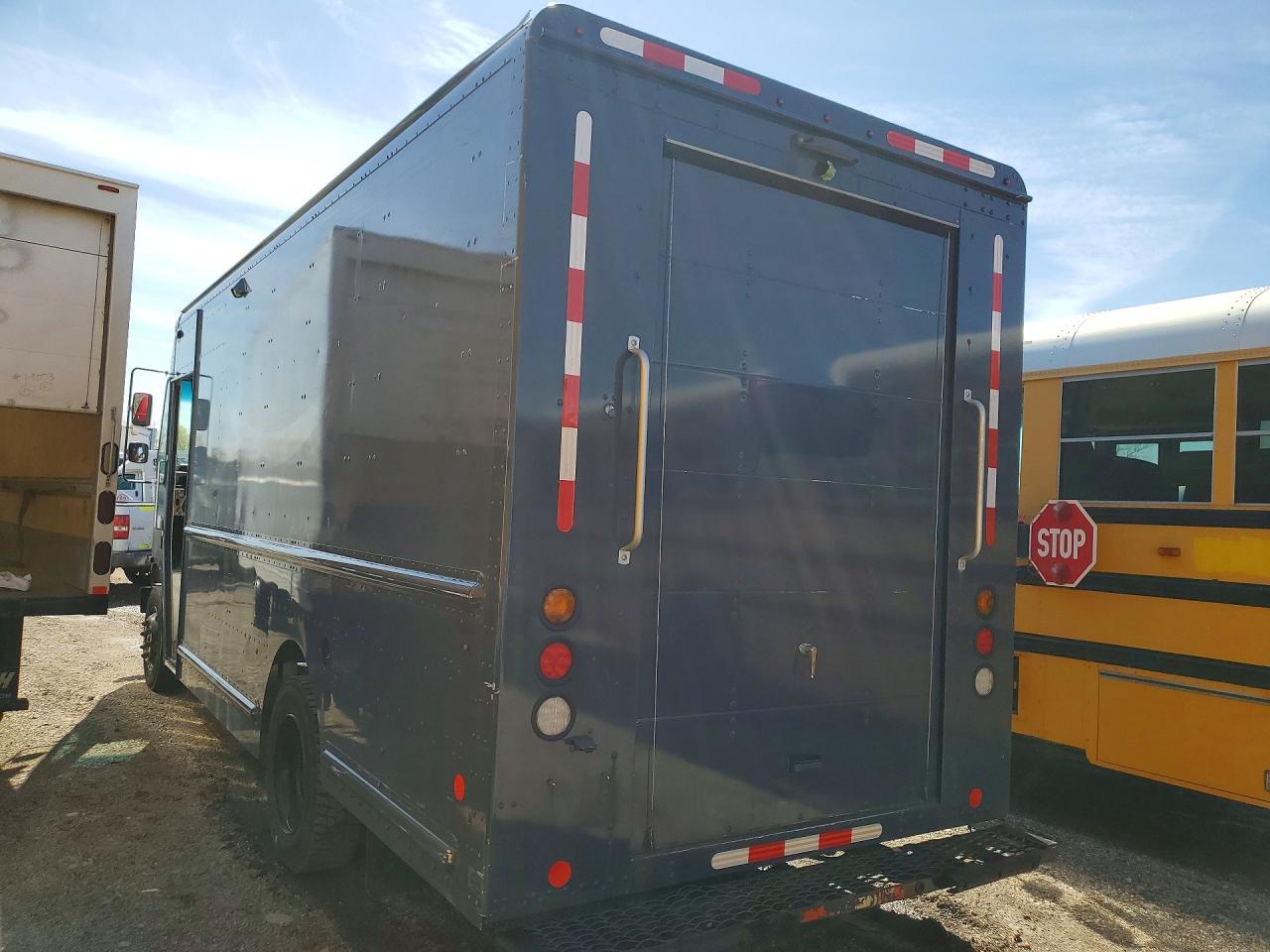 2020 Freightliner Mt45g VIN 4UZAC2EAXLCMH6095 COPART salvage auction — Normal Wear, IL - CERTIFICATE OF TITLE, sold $33,250 on 2026-07-07 (photo 2)