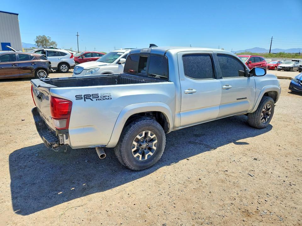 2020 Toyota Tacoma VIN 5TFAZ5CN9LX087617 COPART salvage auction — VANDALISM, Ca - Salvage Certificate, sold $6,700 on 2026-07-17 (photo 3)