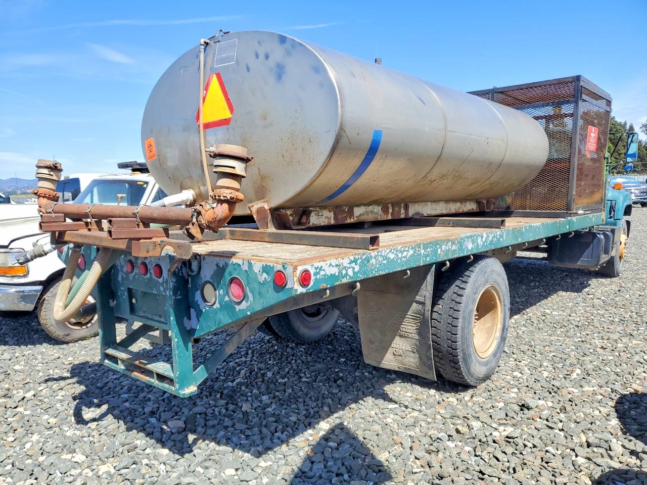 1994 Chevrolet Kodiak VIN 1GBJ7H1J6RJ108849 COPART salvage auction — Minor Dent/Scratches, CA - CERTIFICATE OF TITLE, sold $100 on 2026-07-02 (photo 3)