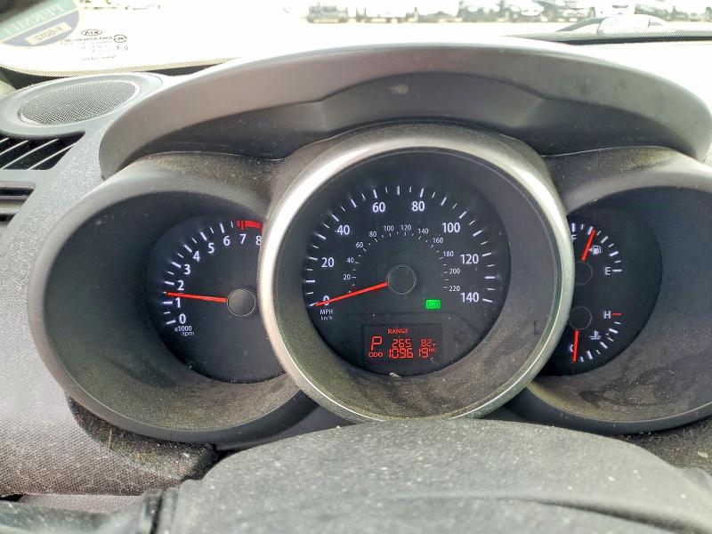2013 Kia Soul VIN KNDJT2A61D7749672 COPART salvage auction — FRONT END, Hi - Certificate Of Salvage, sold $125 on 2026-07-27 (photo 9)