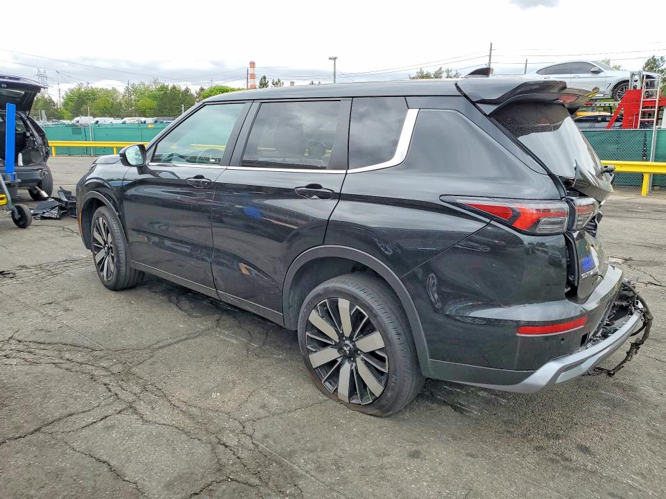 2025 Mitsubishi Outlander VIN JA4J4VA88SZ030883 COPART salvage auction — FRONT END, Co - Public - Salvage Title, sold $6,700 on 2026-07-07 (photo 2)