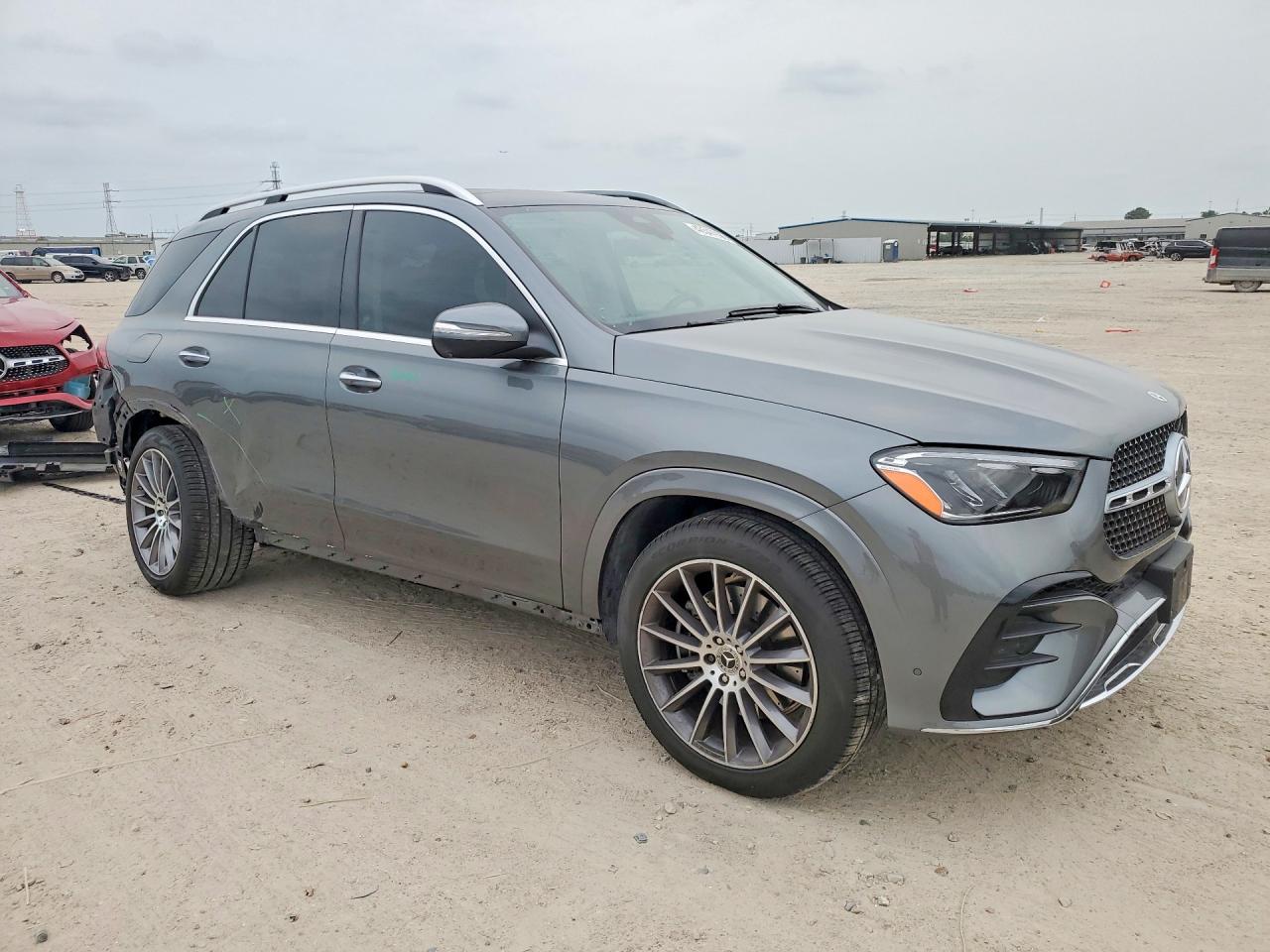 2025 Mercedes-Benz GLE-Class VIN 4JGFB4EBXSB494439 COPART salvage auction — Rear End, TX - SALVAGE VEHICLE TITLE, sold $32,500 on 2026-06-30 (photo 4)