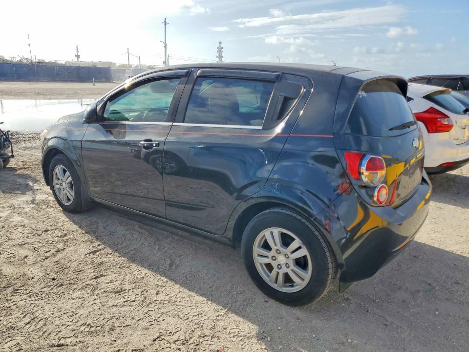 2015 Chevrolet SONIC VIN 1G1JC6SH5F4147569 COPART salvage auction — MINOR DENT/SCRATCHES, Fl - Cert Of Title-Slvg Rebld Flood, sold $950 on 2026-07-21 (photo 2)