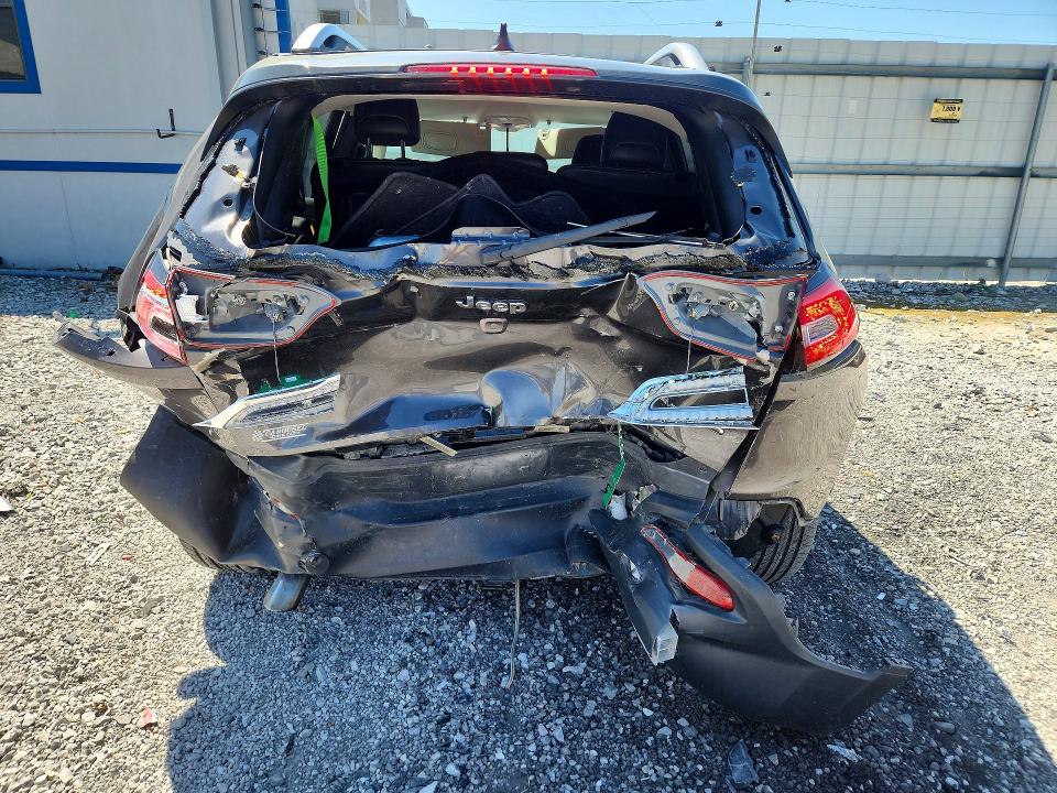 2015 Jeep Cherokee VIN 1C4PJMDB0FW698923 COPART salvage auction — REAR END, Ar - Cert Of Title-Salvage, sold $2,650 on 2026-07-29 (photo 6)