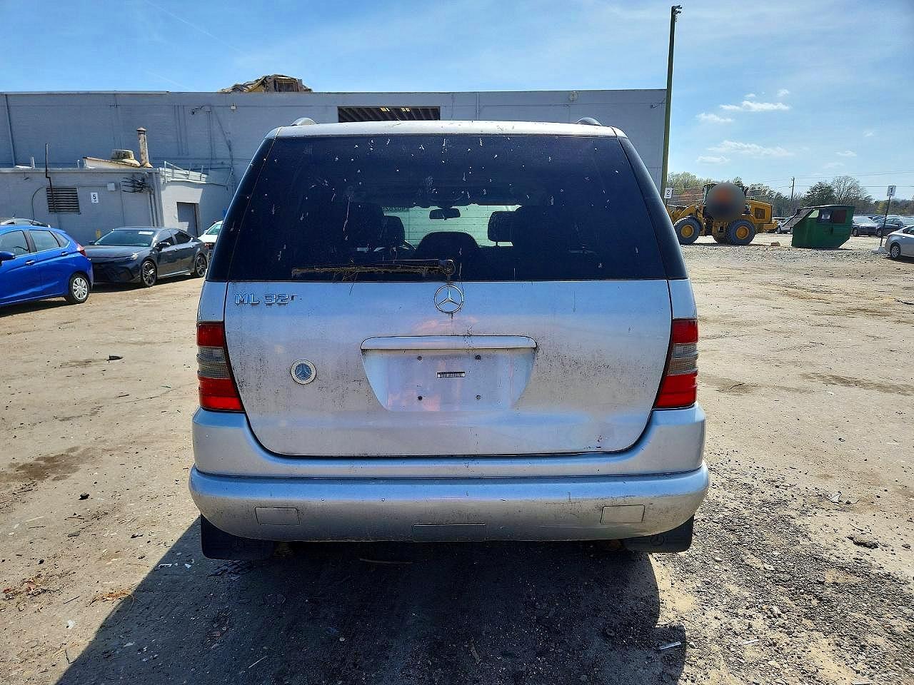2000 Mercedes-Benz ML-Class VIN 4JGAB54E6YA221301 COPART salvage auction — Minor Dent/Scratches, VA - CERTIFICATE OF TITLE, sold $500 on 2026-07-01 (photo 6)