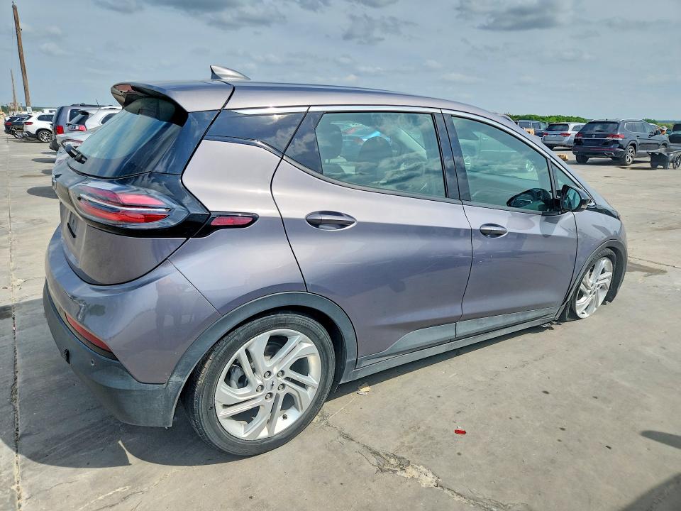 2023 Chevrolet Bolt VIN 1G1FW6S04P4142601 COPART salvage auction — SIDE, Tx - Salvage Vehicle Title, sold $175 on 2026-07-02 (photo 3)