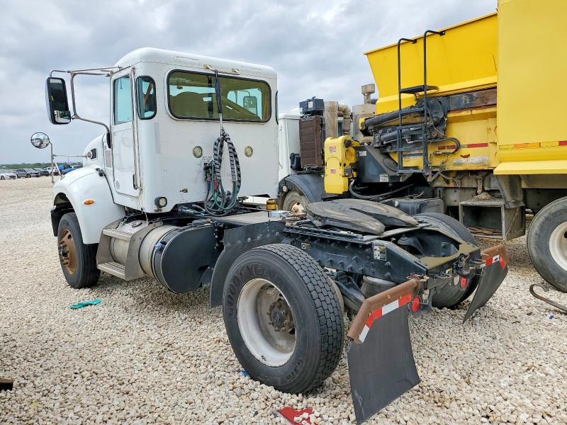 2017 Peterbilt All models VIN 1XP3AJ8X9HD430601 COPART salvage auction — NORMAL WEAR, TX - CERTIFICATE OF TITLE, sold $5,500 on 2026-09-10 (photo 3)