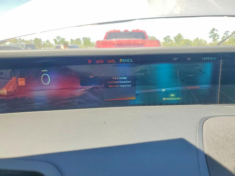 2025 Lincoln Nautilus VIN 5LMPJ8J49SJ921795 COPART salvage auction — FRONT END, Tx - Salvage Vehicle Title, sold $12,900 on 2026-07-28 (photo 9)