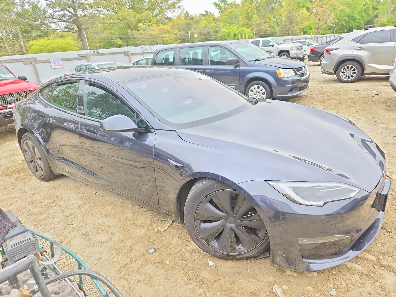 2024 Tesla Model S VIN 5YJSA1E57RF539889 COPART salvage auction — Front End, DE - SALVAGE CERTIFICATE, sold $20,200 on 2026-06-30 (photo 4)