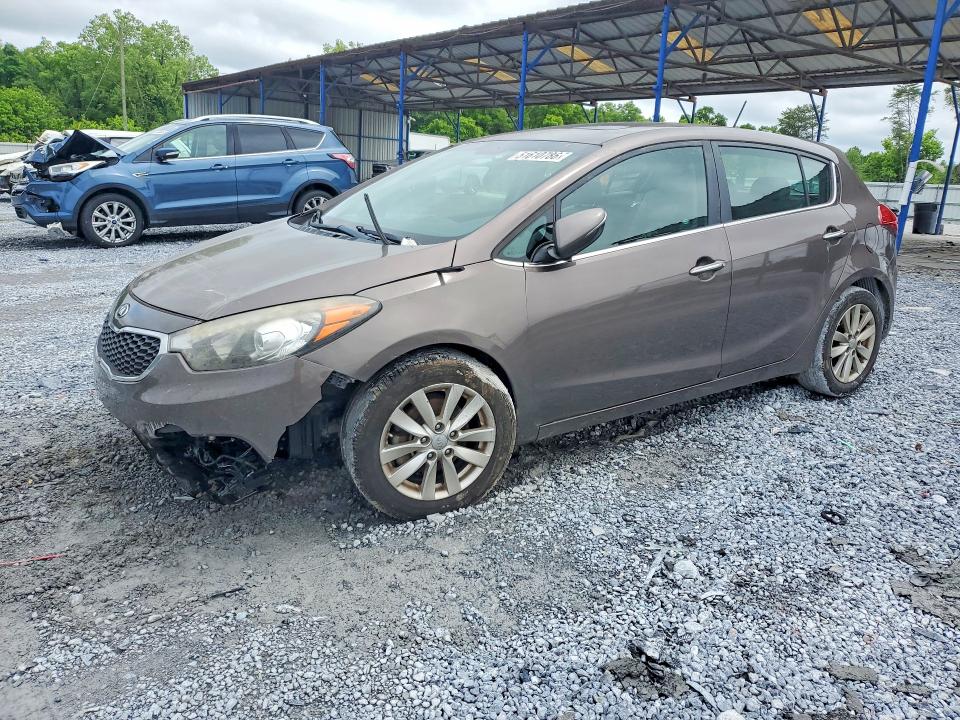 2014 Kia Forte VIN KNAFX5A84E5200684 COPART salvage auction — ROLLOVER, Ga - Cert Of Title-Salvage, sold $900 on 2026-07-09 (photo 1)