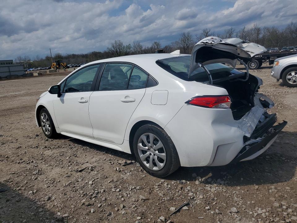 2022 Toyota Corolla VIN 5YFEPMAE2NP352853 COPART salvage auction — REAR END, Id - Salvage Certificate Of Title, sold $3,900 on 2026-07-31 (photo 2)