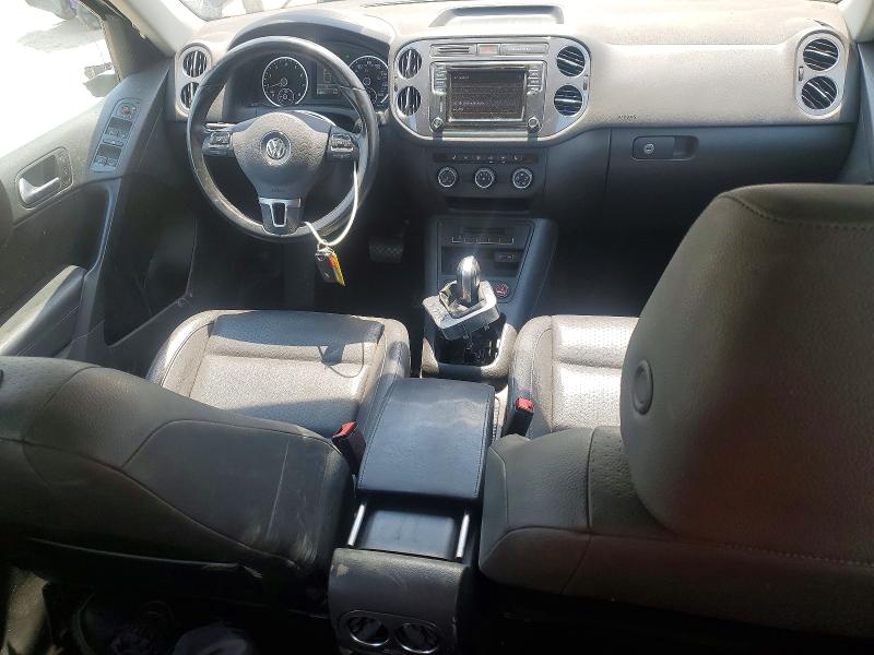 2017 Volkswagen Tiguan VIN WVGAV7AX0HK001591 COPART salvage auction — ROLLOVER, Sc - Cert Of Title-Salvage, sold $1,300 on 2026-07-20 (photo 8)