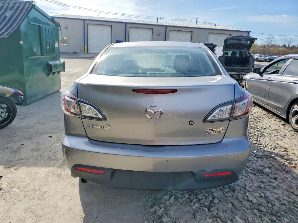 2011 Mazda 3 VIN JM1BL1UG9B1432130 COPART salvage auction — FRONT END, MA - CERT OF TITLE-RECONSTRCTD COLL, sold $400 on 2026-07-17 (photo 6)