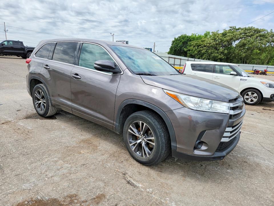 2018 Toyota Highlander VIN 5TDZARFH3JS034471 COPART salvage auction — MINOR DENT/SCRATCHES, Ok - Dealer Only Clean Title (P), sold $8,800 on 2026-07-24 (photo 4)