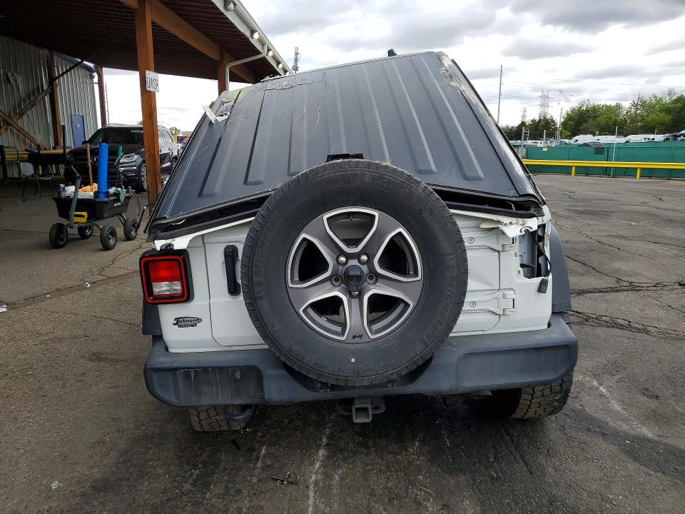 2022 Jeep Wrangler / VIN 1C4HJXDG9NW162360 COPART salvage auction — ROLLOVER, Other, sold $2,950 on 2026-07-09 (photo 6)