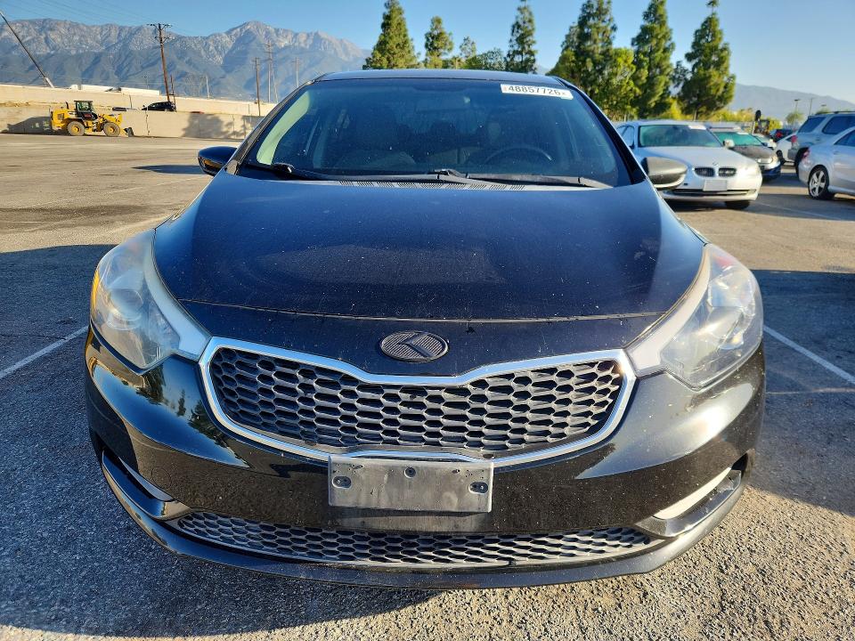 2016 Kia Forte VIN KNAFK4A62G5550552 COPART salvage auction — MECHANICAL, Ca - Dis/Dlr/Exp Only Clean Title, sold $800 on 2026-07-07 (photo 5)