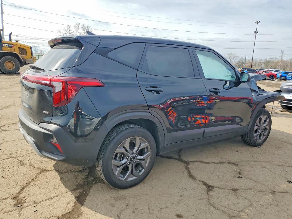 2024 Kia Seltos VIN KNDEPCAA4R7637956 COPART salvage auction — FRONT END, MI - CERT OF TITLE-SALVAGE VEHICLE, sold $4,150 on 2026-07-10 (photo 3)