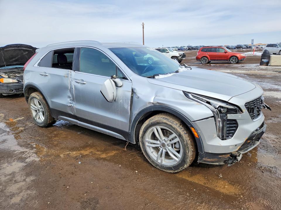 2021 Cadillac Xt4 VIN 1GYFZDR46MF045826 COPART salvage auction — FRONT END, Salvage Title, sold $1,200 on 2026-07-21 (photo 4)