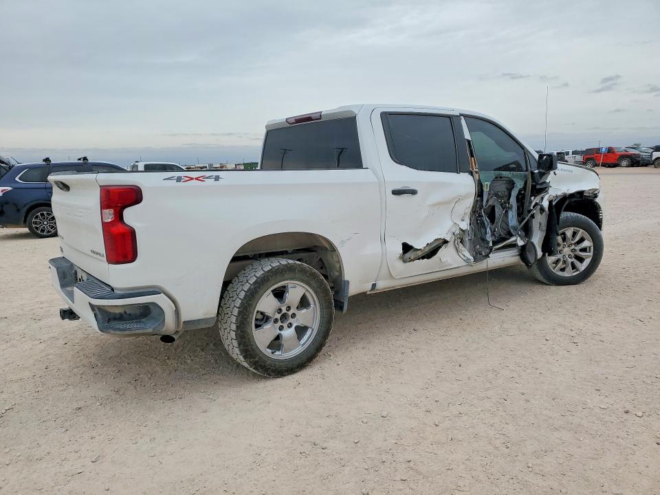 2024 Chevrolet Silverado VIN 1GCPDBEK2RZ195794 COPART salvage auction — SIDE, Nm - Cert Of Title-Salvage, sold $8,900 on 2026-07-03 (photo 3)