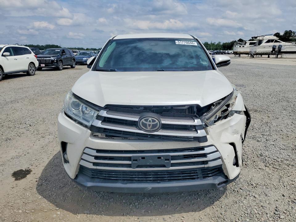 2018 Toyota Highlander VIN 5TDBZRFH7JS861965 COPART salvage auction — FRONT END, Nc - Salvage Certificate Of Title, sold $5,000 on 2026-07-06 (photo 5)