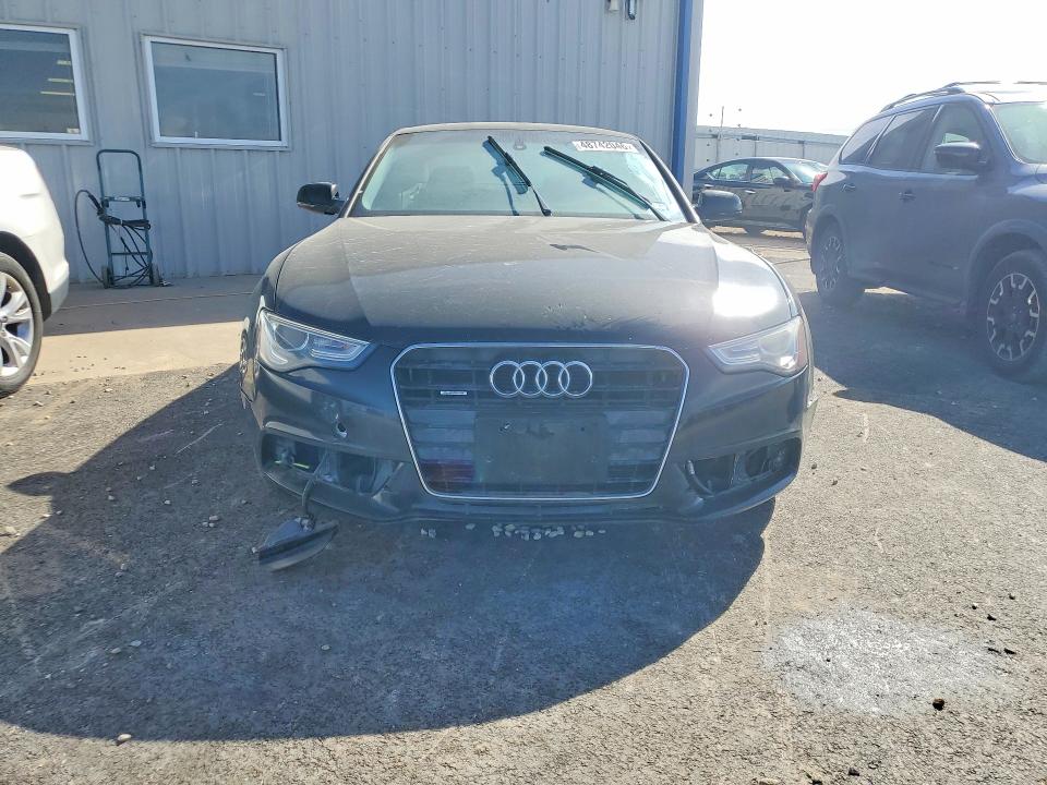 2015 Audi A5 VIN WAUCFAFR0FA054552 COPART salvage auction — MINOR DENT/SCRATCHES, Tx - Certificate Of Title (P), sold $15,600 on 2026-07-09 (photo 5)
