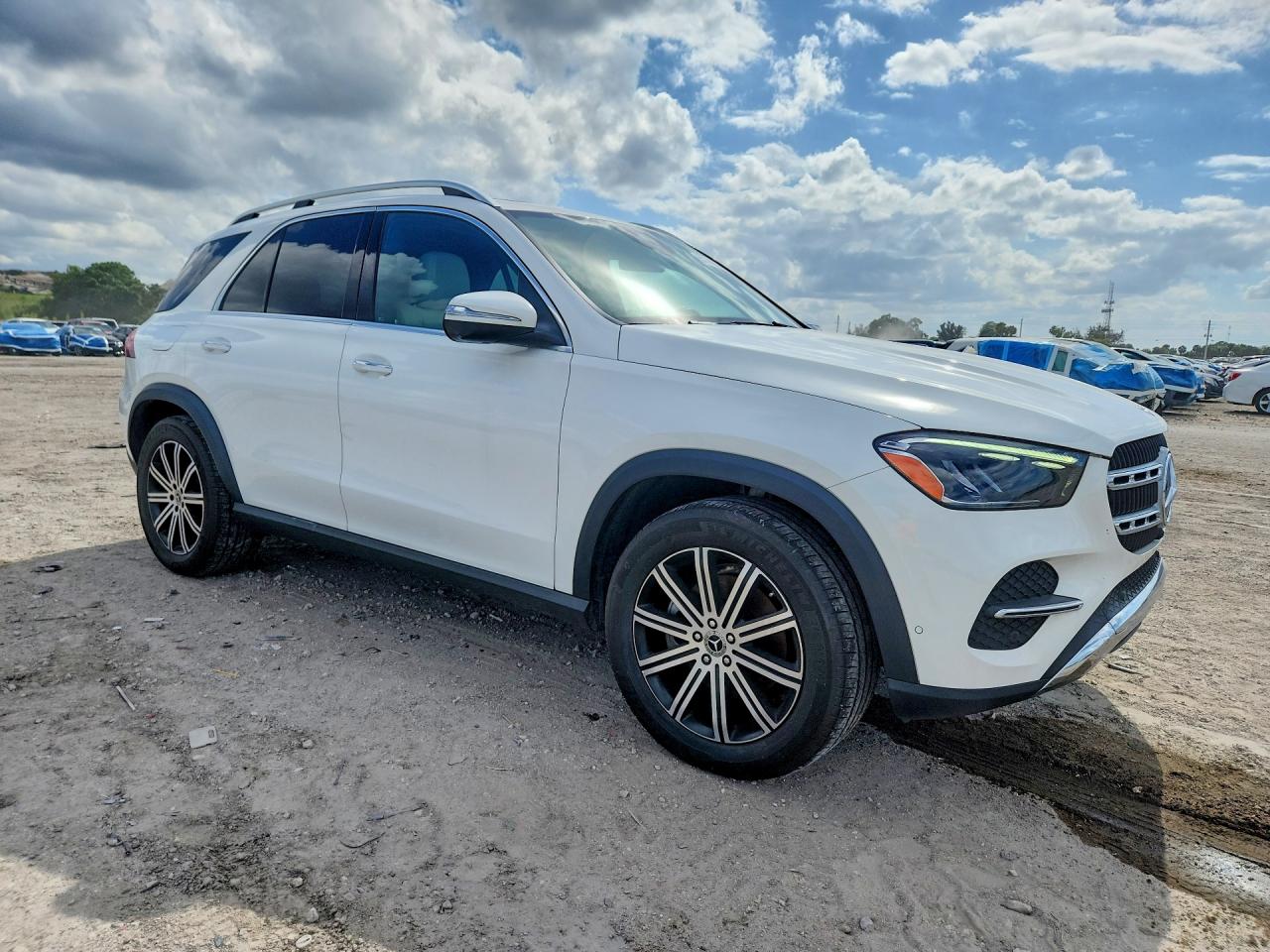 2024 Mercedes-benz Gle class VIN 4JGFB4FB9RB188132 COPART salvage auction — Minor Dent/Scratches, FL - CERT OF TITLE-MANUF BUY BACK, sold $40,750 on 2026-07-07 (photo 4)