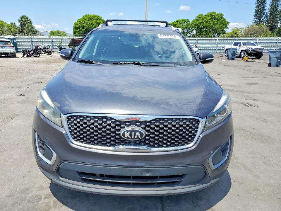 2017 Kia Sorento VIN 5XYPGDA52HG292350 COPART salvage auction — NORMAL WEAR, In - Certificate Of Title (P), sold $2,550 on 2026-07-02 (photo 5)