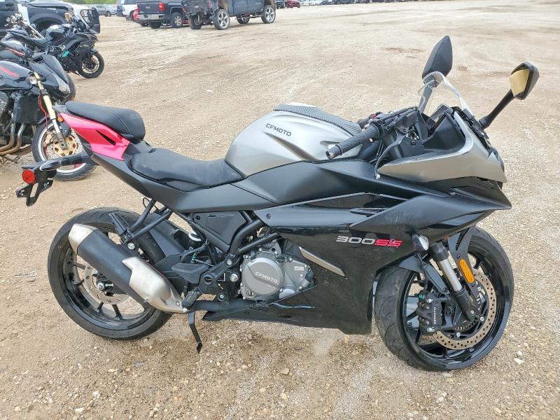 2025 Cf moto 300ss VIN LCEPDPL75S6002329 COPART salvage auction — FRONT END, TX - SALVAGE VEHICLE TITLE, sold $275 on 2026-07-02 (photo 1)