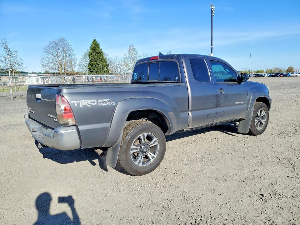 2015 Toyota Tacoma VIN 5TFTU4GN2FX073865 COPART salvage auction — SIDE, Or - Salvage Title Certificate, sold $5,000 on 2026-07-07 (photo 3)