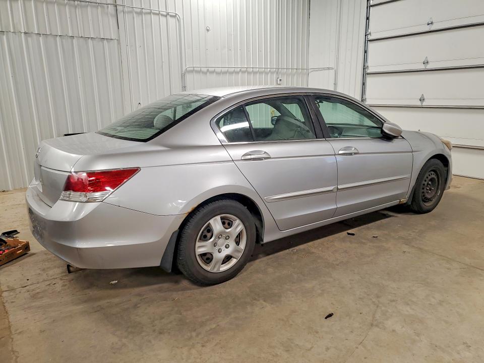 2008 Honda Accord VIN 1HGCP26398A079827 COPART salvage auction — MECHANICAL, Mn - Non Public Clean Title, sold $500 on 2026-07-02 (photo 3)
