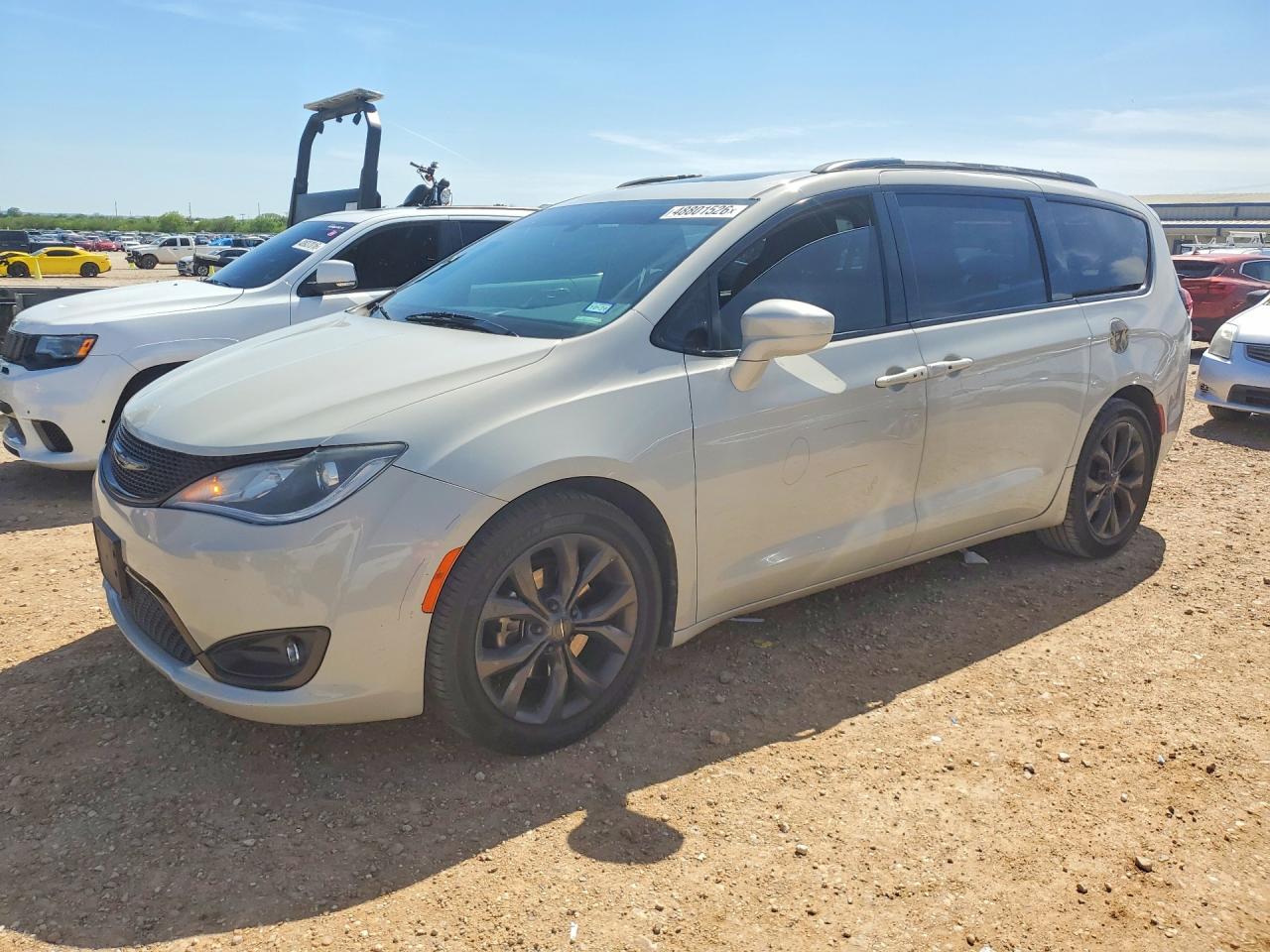 2020 Chrysler Pacifica VIN 2C4RC1FG1LR173500 COPART salvage auction — Rear End, TX - SALVAGE VEHICLE TITLE, sold $3,500 on 2026-07-02 (photo 1)