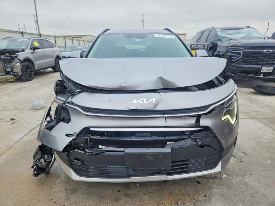 2023 Kia Niro VIN KNDCS3LF2P5077152 COPART salvage auction — FRONT END, Tx - Salvage Vehicle Title, sold $7,700 on 2026-07-10 (photo 5)