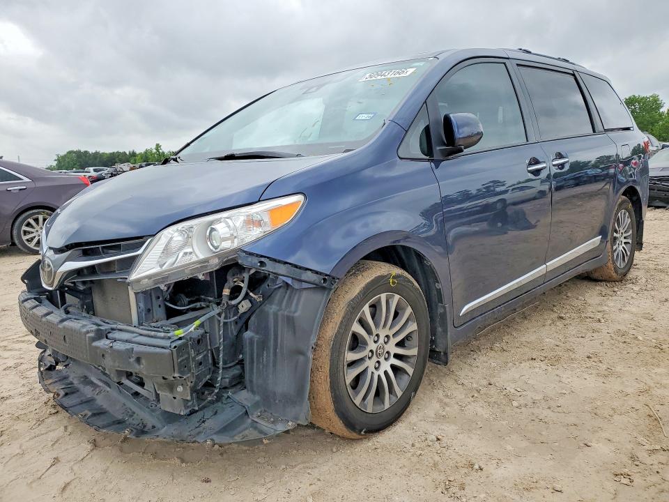 2020 Toyota Sienna VIN 5TDYZ3DC7LS062852 — COPART salvage auction photo