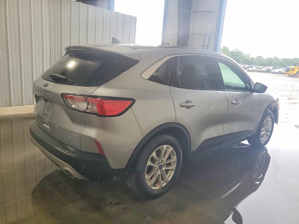 2022 Ford Escape VIN 1FMCU0BZ8NUB46008 COPART salvage auction — FRONT END, Va - Cert Of Title - Salvage, sold $2,700 on 2026-07-28 (photo 3)
