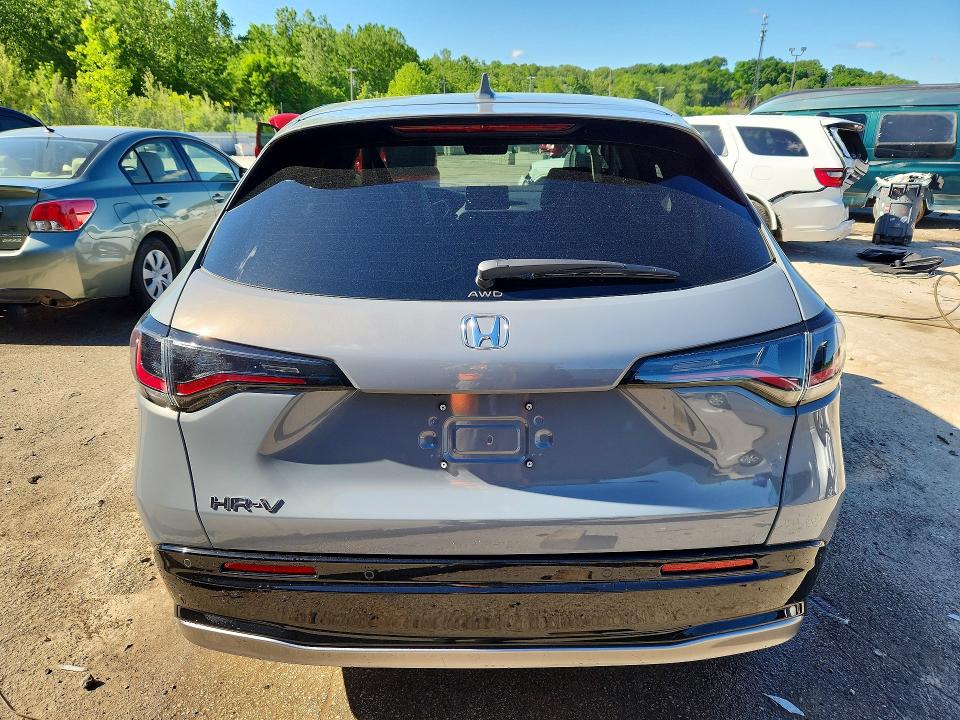 2026 Honda Hr-v VIN 3CZRZ2H75TM764464 COPART salvage auction — SIDE, Ky - Cert Of Title-Salvage, sold $11,500 on 2026-07-02 (photo 6)