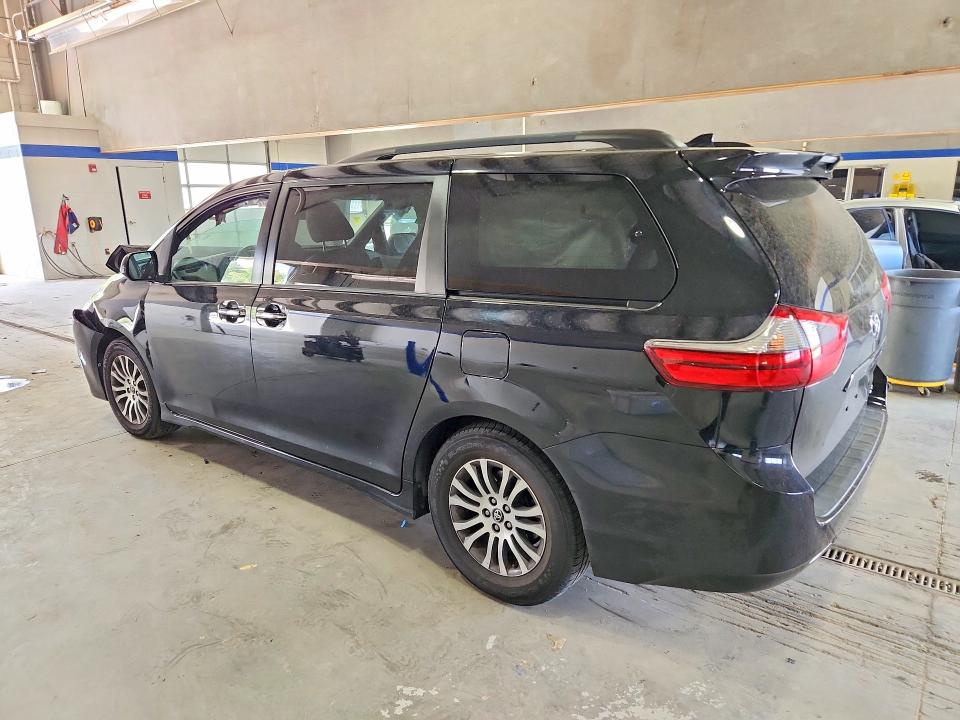 2020 Toyota Sienna VIN 5TDYZ3DC9LS054557 COPART salvage auction — FRONT END, VA - CERT OF TITLE - SALVAGE, sold $6,400 on 2026-07-02 (photo 2)