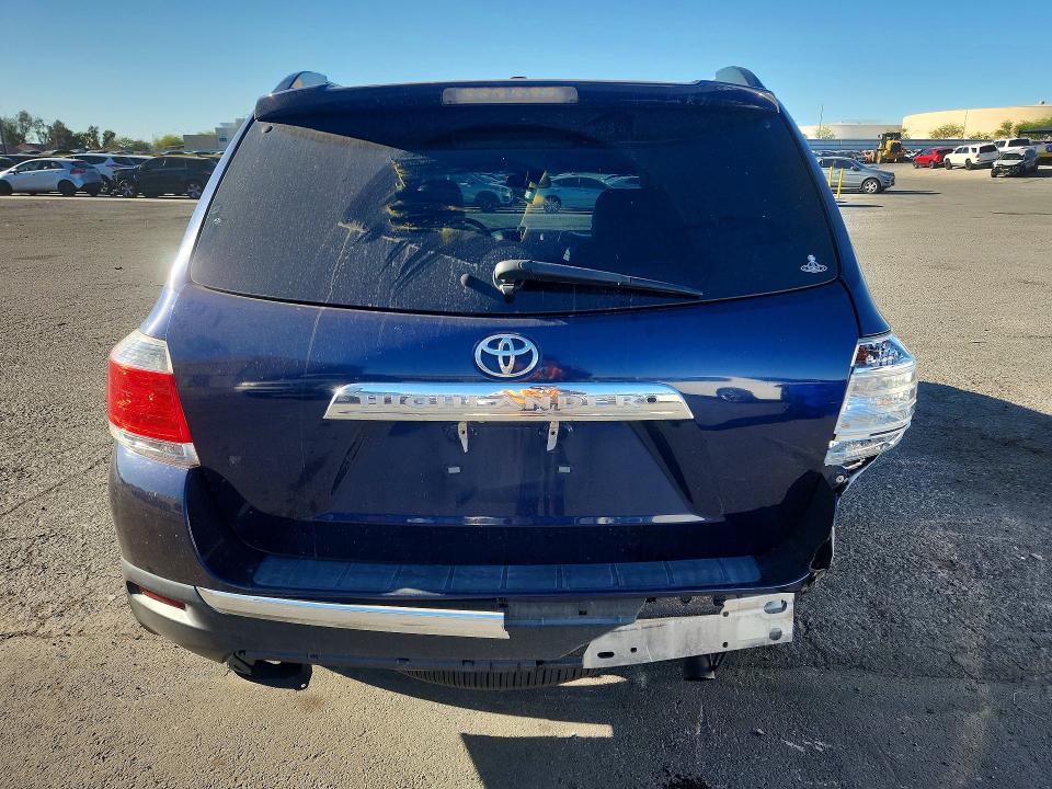 2013 Toyota Highlander VIN 5TDYK3EH5DS121736 COPART salvage auction — REAR END, Nv - Salvage Title, sold $3,500 on 2026-07-15 (photo 6)