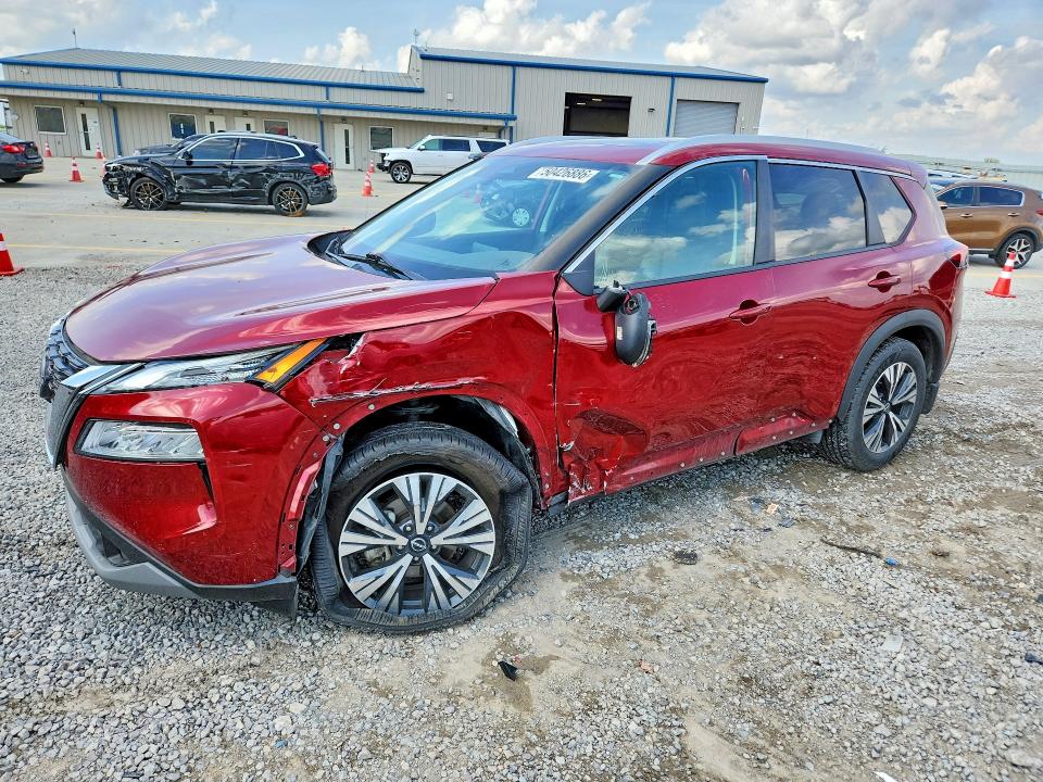 2022 Nissan Rogue VIN 5N1BT3BA9NC670297 COPART salvage auction — SIDE, Salvage Title, sold $5,400 on 2026-07-09 (photo 1)
