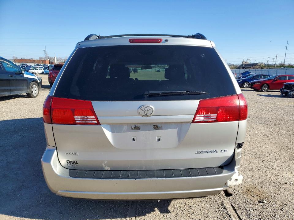 2005 Toyota Sienna VIN 5TDZA23C75S326565 COPART salvage auction — REAR END, IA - CERT OF TITLE-SALVAGE TITLE, sold $550 on 2026-07-08 (photo 6)