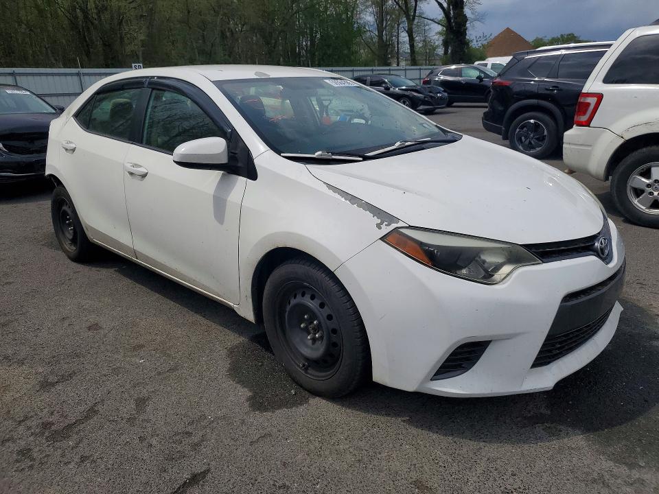 2015 Toyota Corolla VIN 5YFBURHE5FP246932 COPART salvage auction — REAR END, Nj - Cert Of Title-Salvage, sold $500 on 2026-07-21 (photo 4)