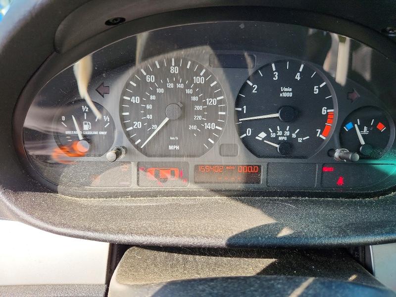 2002 BMW 3 series VIN WBAEV334X2KL55592 COPART salvage auction — NORMAL WEAR, Ct - Certificate Of Title, sold $1,050 on 2026-07-02 (photo 9)