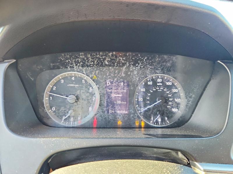 2015 Hyundai Sonata VIN 5NPE24AF3FH176286 COPART salvage auction — MINOR DENT/SCRATCHES, Ca - Dis/Dlr/Exp Only Clean Title, sold $750 on 2026-07-09 (photo 9)