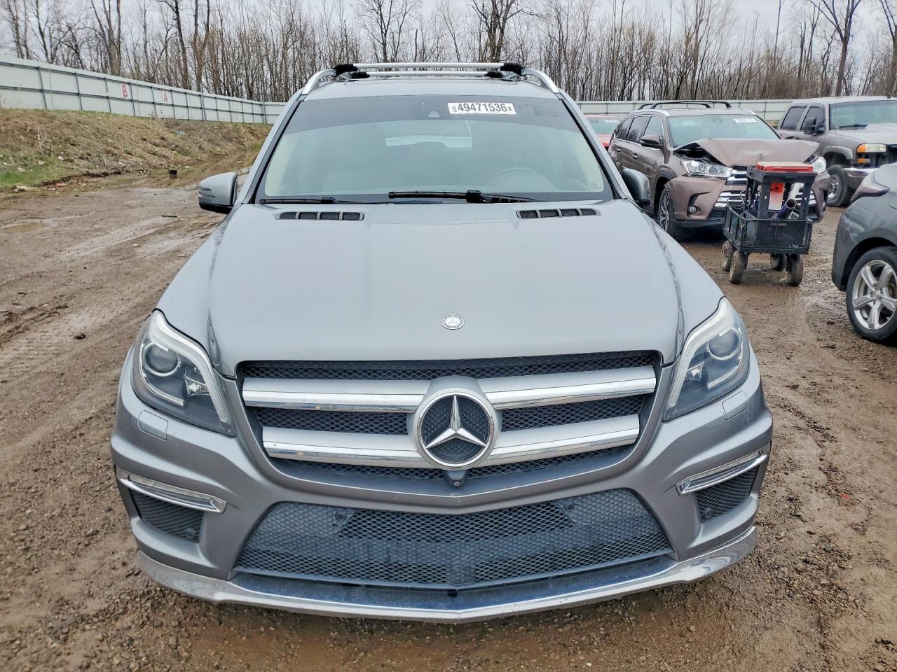 2015 Mercedes-Benz GL-Class VIN 4JGDF7DE3FA461755 COPART salvage auction — Minor Dent/Scratches, MI - DEALER ONLY CLEAN TITLE, sold $3,950 on 2026-07-01 (photo 5)