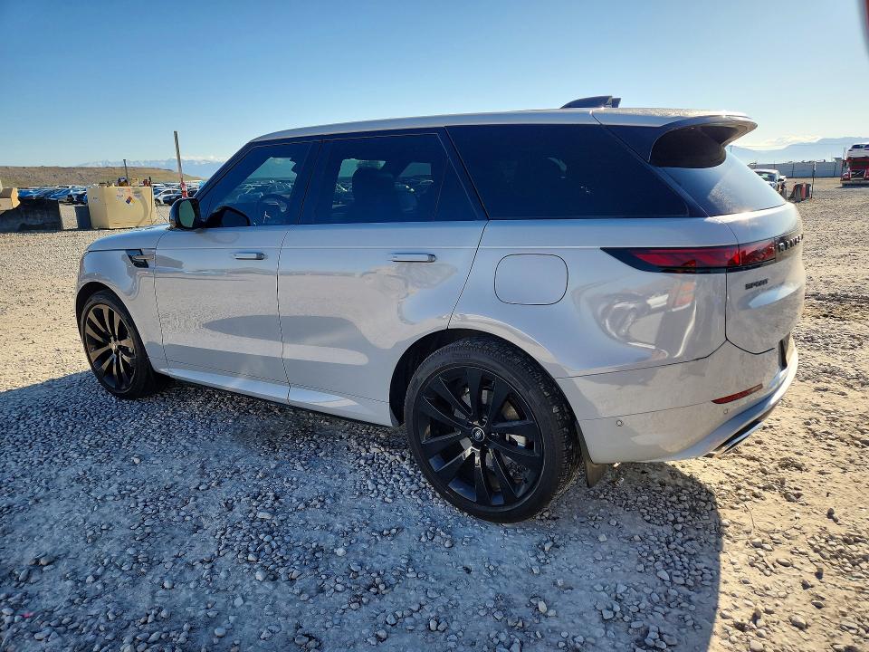2025 Land rover RANGE ROVER VIN SAL1L9E42SA423583 COPART salvage auction — SIDE, Ut - Salvage Certificate, sold $74,000 on 2026-07-10 (photo 2)