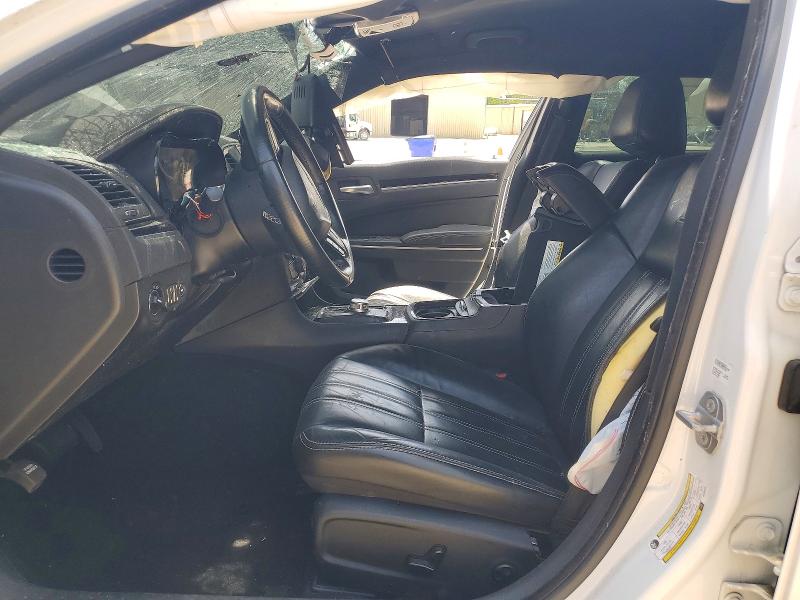 2019 Chrysler 300 VIN 2C3CCABG6KH550620 COPART salvage auction — ROLLOVER, Nc - Salvage Certificate Of Title, sold $275 on 2026-07-03 (photo 7)