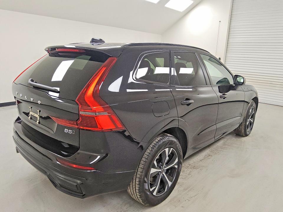 2026 Volvo Xc60 VIN YV4M12RJ3T1423821 COPART salvage auction — SIDE, TX - CERTIFICATE OF TITLE, sold $22,000 on 2026-07-09 (photo 3)