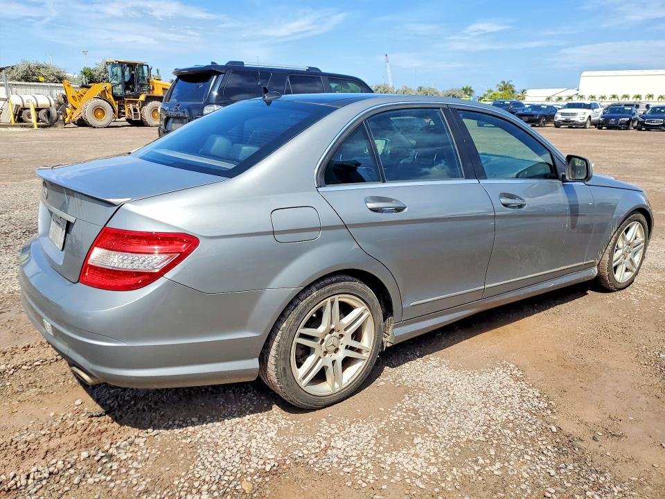 2008 Mercedes-benz C-klasse VIN WDDGF56X78F138938 COPART salvage auction — WATER/FLOOD, HI - CERTIFICATE OF SALVAGE, sold $450 on 2026-07-27 (photo 3)