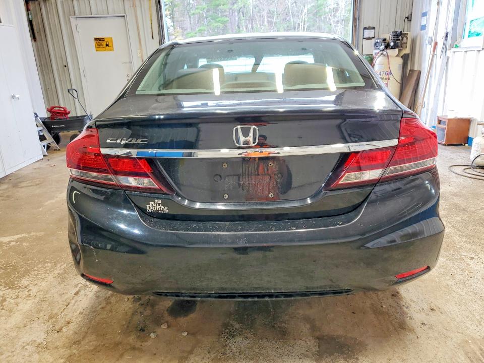 2015 Honda Civic VIN 19XFB2F57FE295763 COPART salvage auction — FRONT END, Id - Salvage Certificate Of Title, sold $375 on 2026-07-02 (photo 6)
