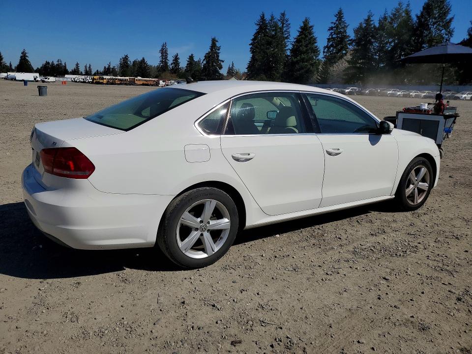 2013 Volkswagen Passat VIN 1VWBH7A36DC088489 COPART salvage auction — MINOR DENT/SCRATCHES, Wa - Vehicle Cert Of Ownership-Titl, sold $525 on 2026-07-10 (photo 3)